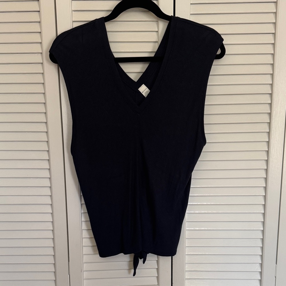 Athleta Navy Sleeveless V-Neck Top